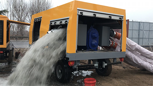 移動(dòng)泵車 移動(dòng)泵車